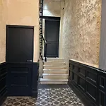 Fantastic 3-room Heart Of Les Chartrons - * Bordeaux