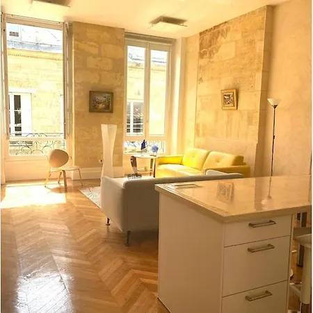 Fantastic 3-room Heart Of Les Chartrons - * Bordeaux