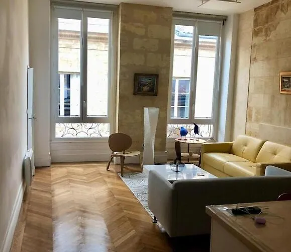 Fantastic 3-room Heart Of Les Chartrons -